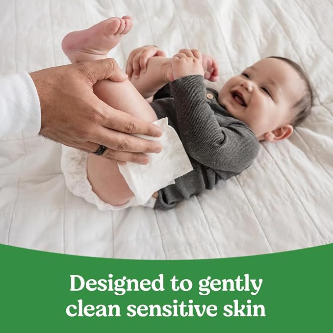 Huggies Natural Care Sensitive Baby Wipes – 288 Unscented Hypoallergenic Wipes, 6 Flip-Top Packs of 48