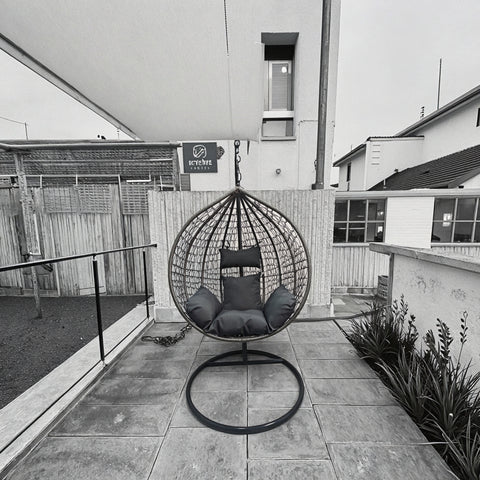 Egg Chair Swing on Patio with Gray Cushion
Hanging Egg Chair with Stand – Outdoor Setup
Egg Chair Basket Frame Close-Up
Dark Gray Cushion Detail
Indoor Setup of Egg Hammock Chair