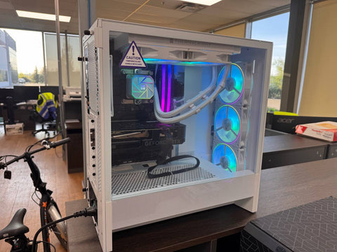 Custom NZXT H5 Flow RGB gaming PC setup
i7-13700K liquid cooled gaming PC with RTX 4060
High-performance DDR5 desktop tower with RGB lighting