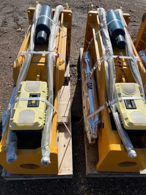 JISAN HYDRAULIC BREAKER HAMMER EXCAVATOR DEMOLITION ATTACHMENT - with JSB2200B | Sold by Uncle Wiener's Wholesale