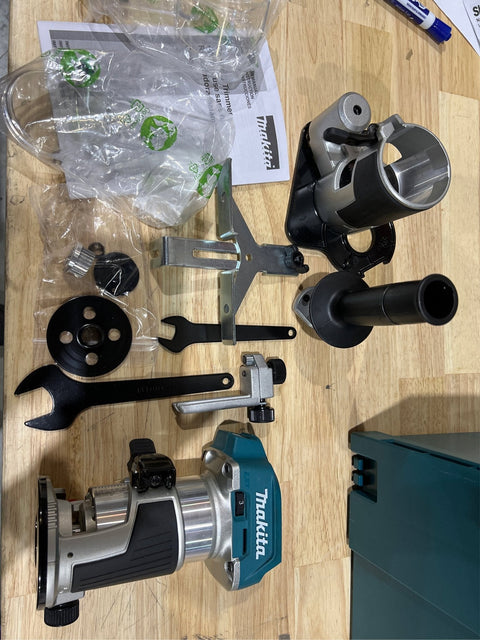 MAKITA DRT50 Cordless Flush Machine 18V LXT (Machine Only) with Accessories in MAKPAC, used, probably missing parts - with Blue | Sold by Uncle Wiener's Wholesale