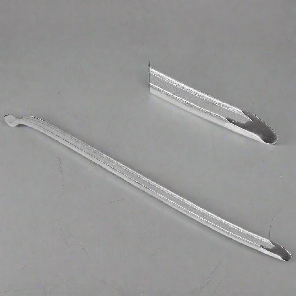 24 inch forged steel tire crow bar with spoon and hook ends
Heavy-duty chrome-plated tire iron pry tool
36-inch tire iron for truck, SUV, and trailer repair