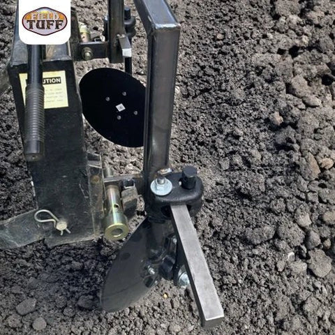 4 FT disc harrow garden tiller with 14” notched discs – black steel frame
Pull-behind disc tiller with 3-point hitch connection – 43-inch width
Field Tuff disc harrow tiller attachment for Category 1 tractors
Close-up of notched disc blades and angled shaft for deep tilling