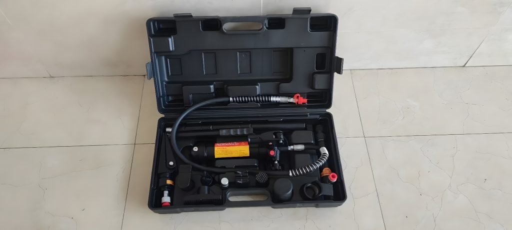 4 Ton Hydraulic Porta Power Kit with attachments and carry case
Auto body frame straightener tool set for car and truck repairs
Heavy-duty hydraulic lift and push tools for garage frame alignment