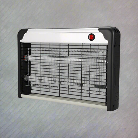 40W Electronic Bug Zapper – Front View
UV Insect Killer for Indoor and Outdoor Use
Bug Zapper Mounted on Wall in Home
Commercial Fly Trap with UV Light
High-Voltage Electric Grid Close-Up
Bug Zapper in Kitchen Environment
Removable Tray for Easy Cleaning