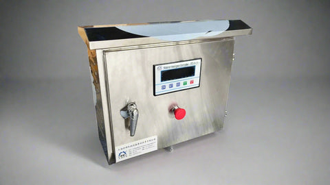 85L insulated heated livestock water tank with red caps
Winter-ready blue heated water tank with controller
Smart controller for livestock water heating system
Durable animal water tank for freezing temperatures