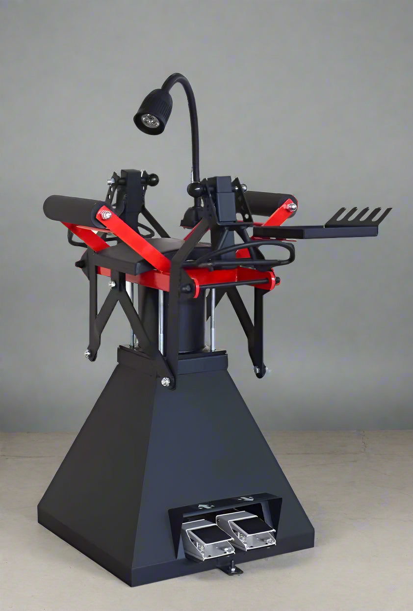 Air Operated Tire Spreader Machine for 11-24 Inch Tires – Pneumatic Tire Repair Platform with Work Light – Model TTSM – Open Box