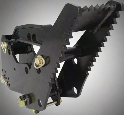 5-Position Backhoe Thumb Attachment – Side View with Bolts
Excavator Thumb Accessory Clamping Log – Kubota-Compatible
Universal Bolt-On Backhoe Thumb – Heavy-Duty Steel Jaw
Black Excavator Thumb Clamp Installed on Tractor Boom