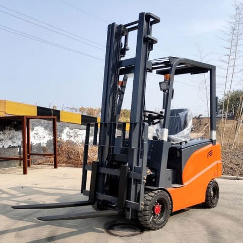 CanLift 4000 LBS orange electric forklift with 118” lift and 42” forks
Profile shot of forklift with raised mast and battery housing
Rear view of forklift with control panel and operator seat
42” heavy-duty forks and solid tires
Close-up of fork shifting mechanism