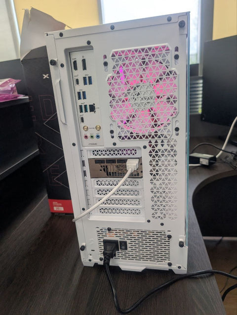 Custom Gaming PC with i7-14700F, RX 7900 XT, 32GB DDR5, and Gen5 SSD