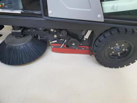 Fully enclosed ride-on industrial floor sweeper in green
Electric road sweeper with 200L tank and enclosed cabin
Commercial cleaning machine for streets and factories
High-capacity ride-on floor sweeper with water tank