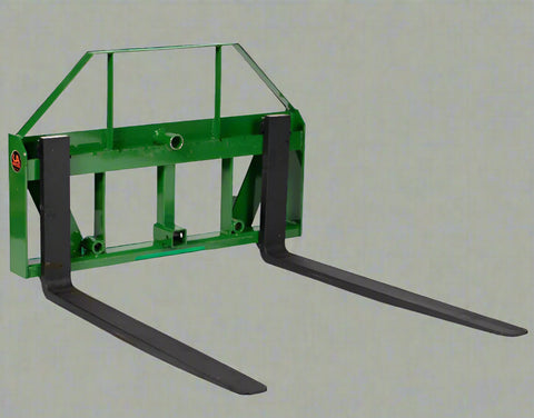 John Deere Euro Global 2-in-1 hay spear and pallet fork combo in use
Front view of the green hay spear attachment
Close-up of pallet fork mount
Forklift-style prongs on John Deere combo attachment
Side view of the detachable hay spear
