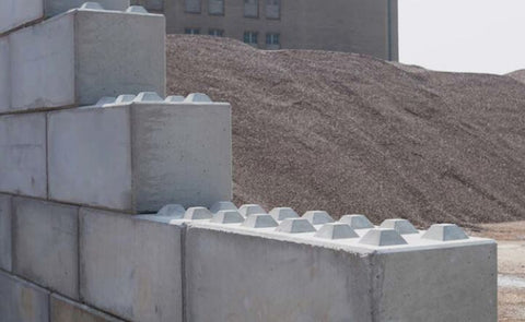 “5ft LEGO-style interlocking concrete mold in green”
“Durable reusable concrete block mold”
“Heavy-duty concrete form for large-scale blocks”
“Modular block mold used in construction and landscaping”