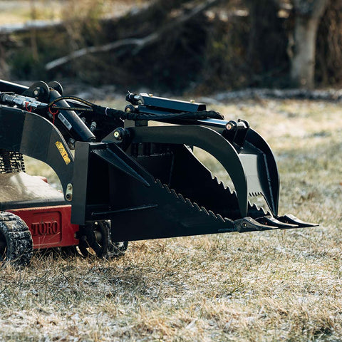 Mini Skid Steer Stump Bucket with Hydraulic Grapple – Heavy-Duty Attachment for Land Clearing
