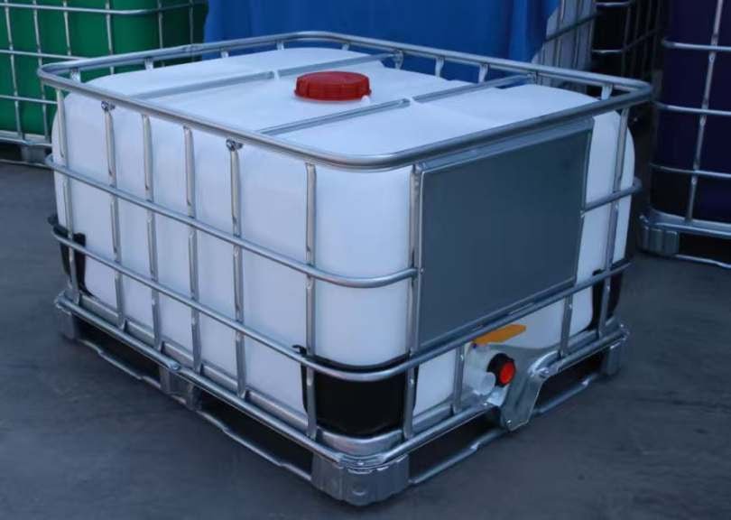 New Plastic IBC Tank 1000L & 500L Horizontal Water Storage Container IBCT1000 - with 500L | Sold by Uncle Wiener's Wholesale