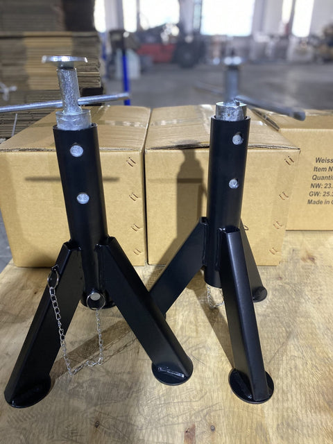 RV Stabilizer Jacks – Set of 2 Fully Extended Telescopic Jacks
Camper Jack Stands – Adjustable Height with Pull Pins
Heavy Duty RV Jack – 6000 lb Load Support Steel Build