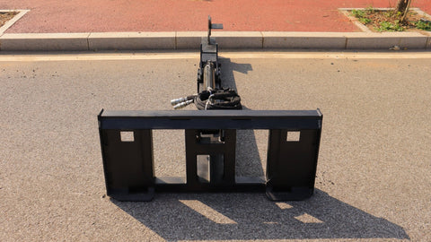 New Skid Steer Log Splitter Attachment – 35.4" Hydraulic Stroke Front Blade Design SU22500 - with | Sold by Uncle Wiener's Wholesale