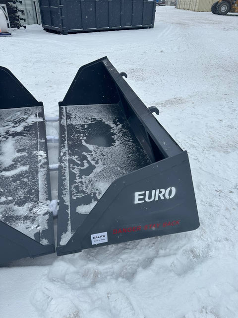 96 inch snow and mulch tractor bucket with high volume sides
Heavy-duty steel Euro mount tractor bucket attachment
Side view of high-capacity snow bucket for tractors
Reinforced tractor bucket with 12mm cutting edge
Global Euro bucket attachment for snow and mulch