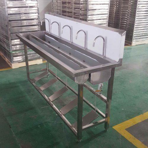 Stainless steel 5-person hygiene sink front view
Foot pedal–operated multi-user wash station
Portable stainless steel hand washing unit for outdoor use