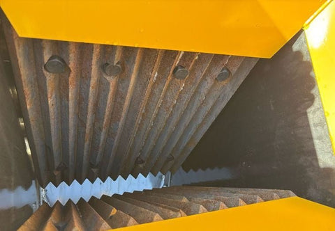 QSP135 Wheeled Mini Jaw Crusher β Portable Rock Crushing Plant β Model R228481 - with | Sold by Uncle Wiener's Wholesale