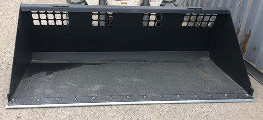 112” wide skid steer snow and mulch bucket with cutting edge