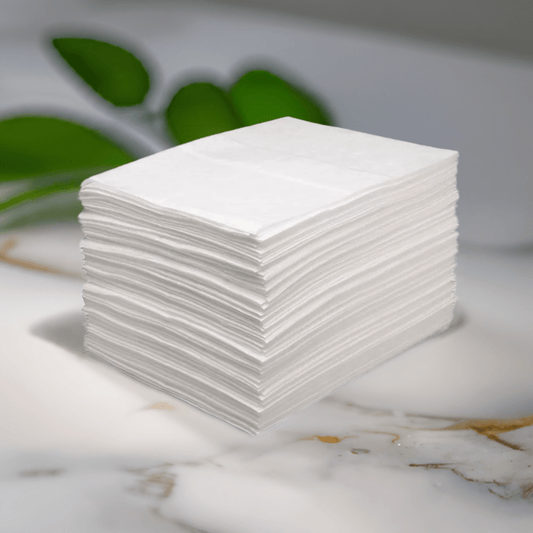Close-up of oil absorbent pads texture and 1-ply design – lightweight and durable
