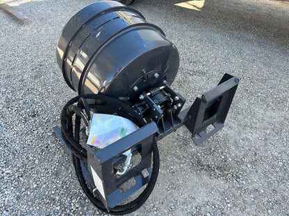 Side view of skid steer concrete mixer attachment

Heavy-duty hydraulic concrete mixer drum

Skid steer attachment with 17” concrete mixing barrel

Cement mixer for skid steer CMR1165V model
