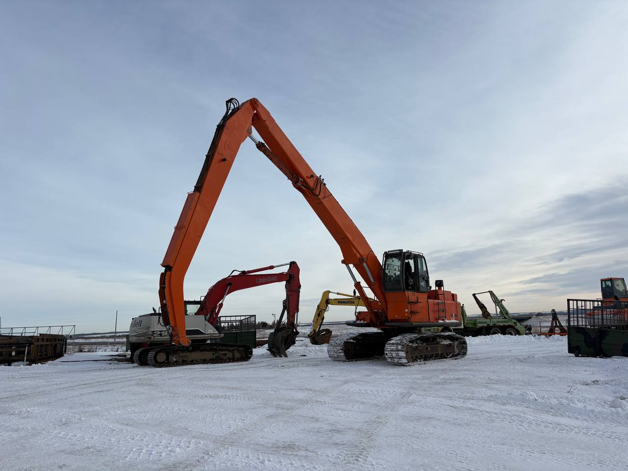 2008 Hitachi ZX450LC-3 VG Track Material Handler – Uncle Wiener's