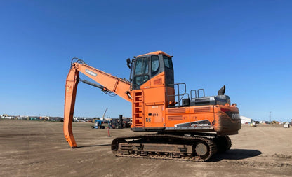 2015 Doosan DX300LC - 5 Track Material Handler | Runs, Some Issues | Complete Machine for Sale - with | Sold by Uncle Wiener's Wholesale