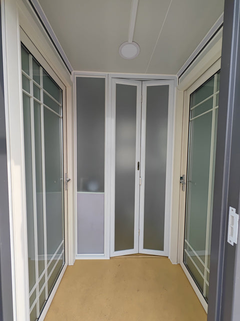 20FT Insulated Mobile Office Container with Kitchen Bathroom & Bedroom | Wired, Ready to Use SU289481 - with | Sold by Uncle Wiener's Wholesale