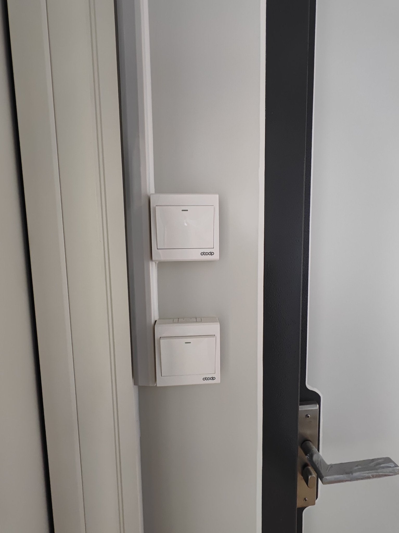 20FT Insulated Mobile Office Container with Kitchen Bathroom & Bedroom | Wired, Ready to Use SU289481 - with | Sold by Uncle Wiener's Wholesale