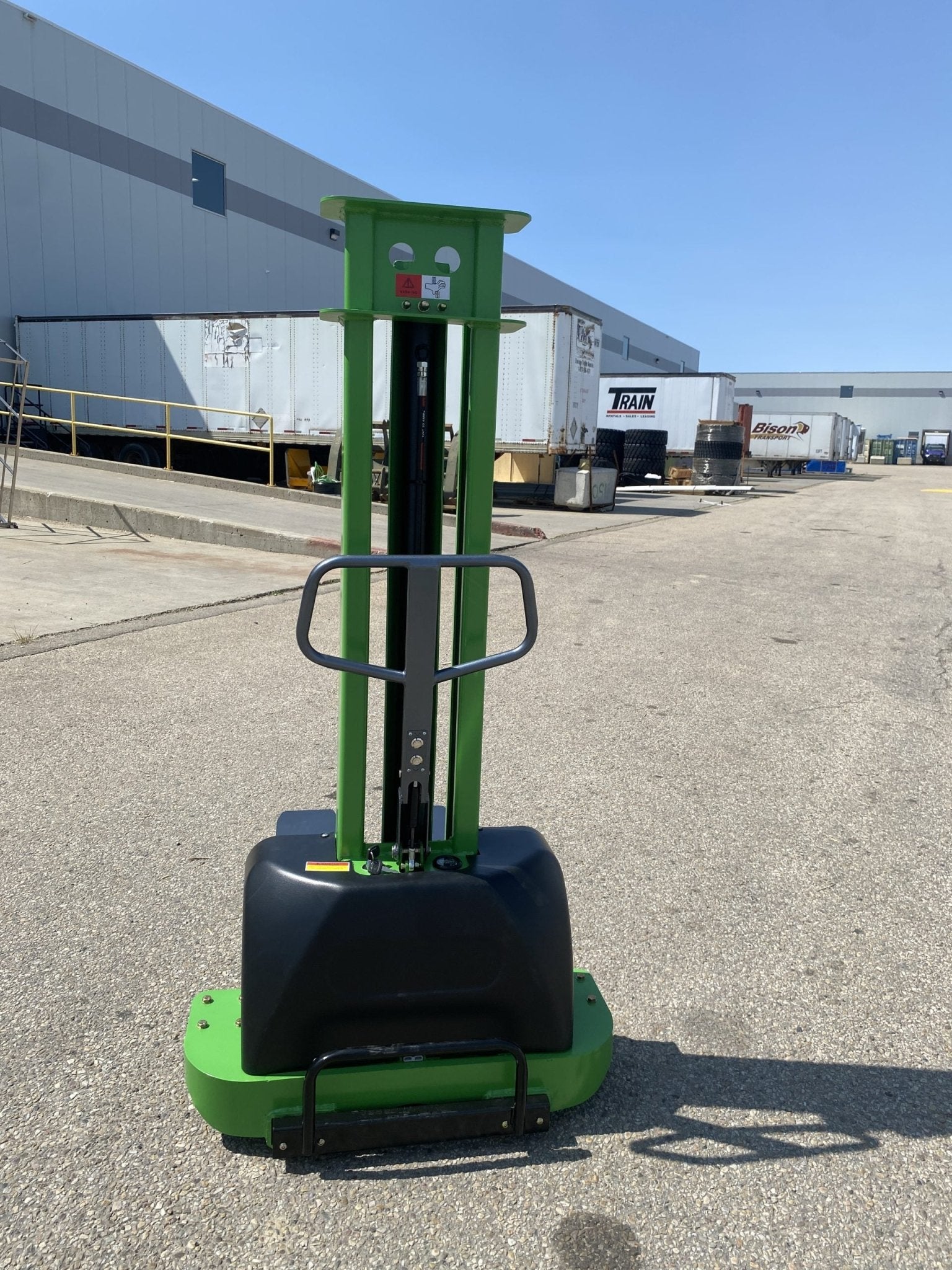 2200 lb Portable Electric Pallet Jack Forklift Stacker 1300mm Lift ES121000 - with | Sold by Uncle Wiener's Wholesale