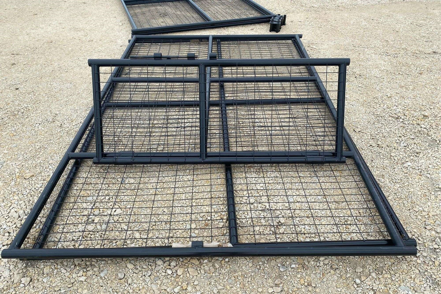 9 FT x 9 FT x 6 FT Outdoor Metal Dog Kennel Fence with Entry Gate – Black Heavy-Duty Pet Enclosure