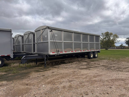 30 ft Drying Cube Silage Wagon – Forage & Silage Wagon with Aeration Floor - with Aluminum | Sold by Uncle Wiener's Wholesale