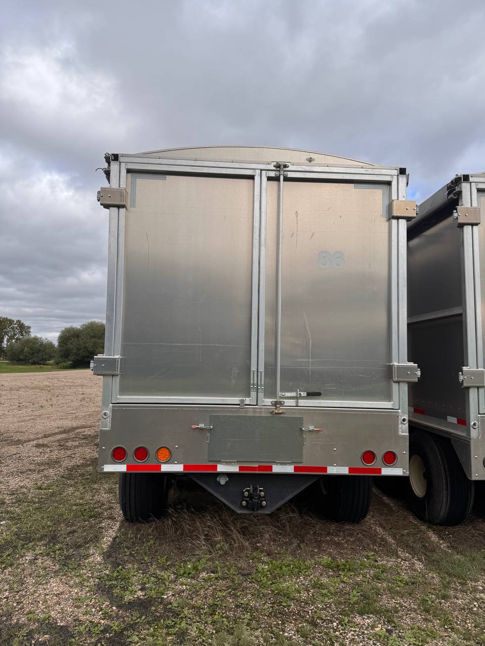 30 ft Drying Cube Silage Wagon – Forage & Silage Wagon with Aeration Floor - with Aluminum | Sold by Uncle Wiener's Wholesale