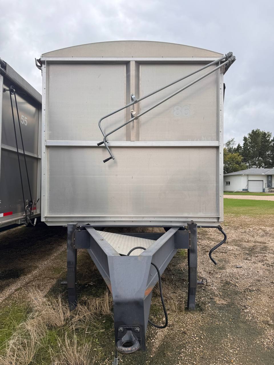 30 ft Drying Cube Silage Wagon – Forage & Silage Wagon with Aeration Floor - with Aluminum | Sold by Uncle Wiener's Wholesale