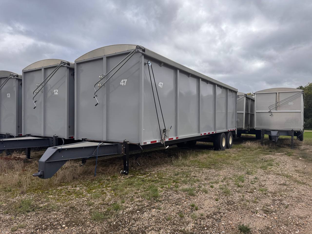 30 ft Drying Cube Silage Wagon – Forage & Silage Wagon with Aeration Floor - with Aluminum | Sold by Uncle Wiener's Wholesale