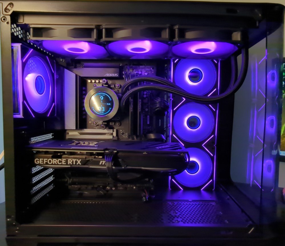 WienerWorks Ryzen 7 9700X Gaming PC – RTX 4070, 32GB DDR5, 2TB NVMe SSD