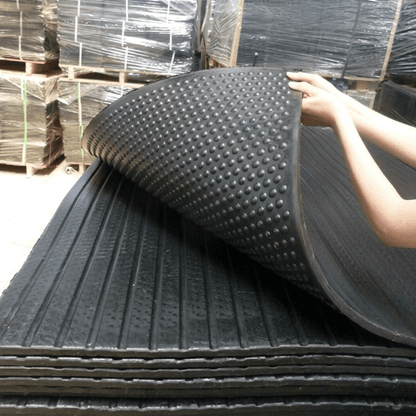 4' x 6' Heavy - Duty Rubber Floor Mat – Gym, Garage, Workshop & Horse Stall Flooring - Shelters & Garages with 3/8″ NON INTERLOCKING 4X6RM38 | Sold by Uncle Wiener's Wholesale