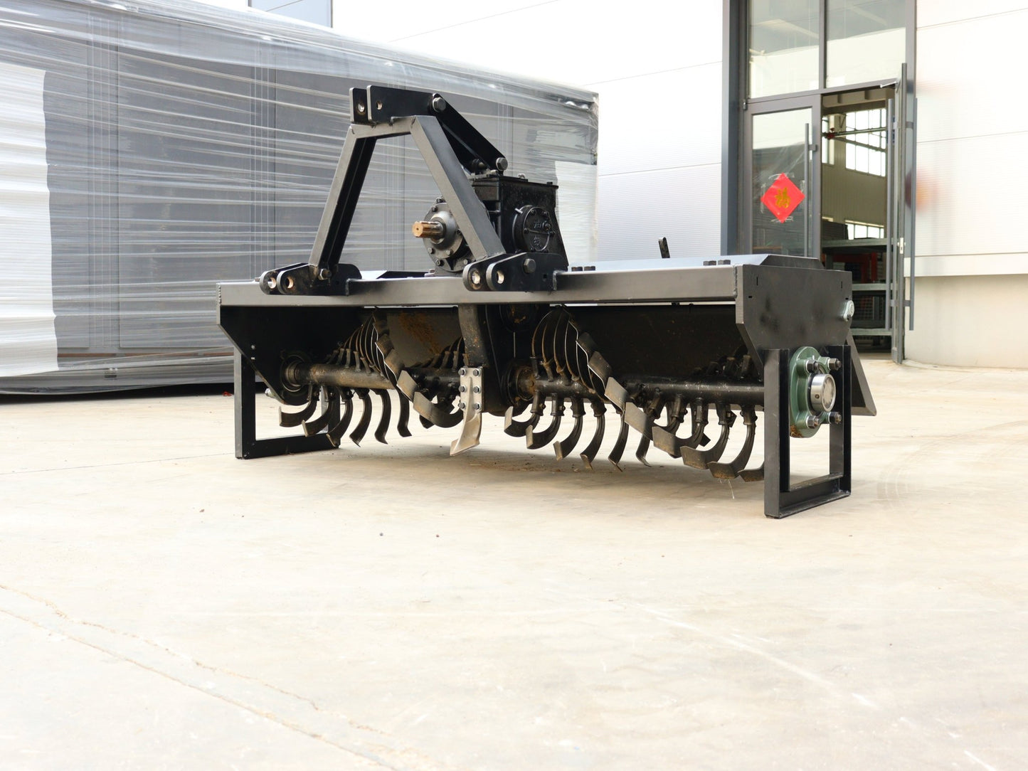 75" 3-Point Hitch Rotary Tiller for 30–60 HP Tractors with 52 Blades, 12–16 cm Working Depth & PTO Drive SU3PT72 - with | Sold by Uncle Wiener's Wholesale