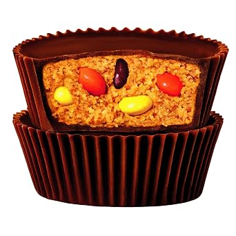 REESE’S Half Pound Chocolate Peanut Butter Cup – 226 g Oversized Milk Chocolate Peanut Butter Candy, Pack of 1
