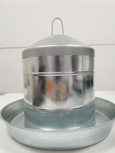 9 Liter Galvanized Metal Chicken Drinker Hanging Poultry Waterer 4909C - with | Sold by Uncle Wiener's Wholesale