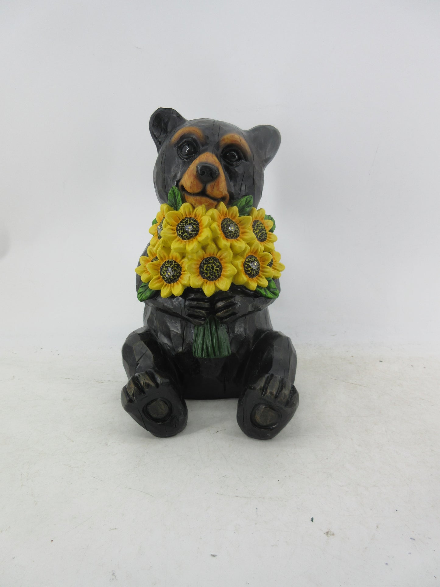 Solar Garden Statues with LED Lights Dog Frog Gnome Highland Cow Rabbit Cat Bear Collection KHSOLAR01