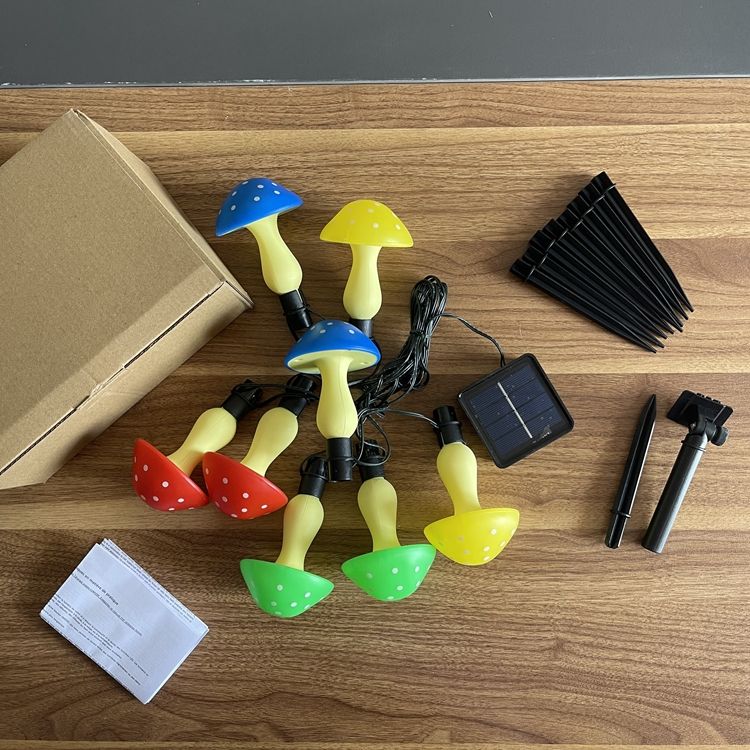 Solar Mushroom Garden Lights 8 LED Colourful Pathway Stake Lights Outdoor Decor MFSLC42C