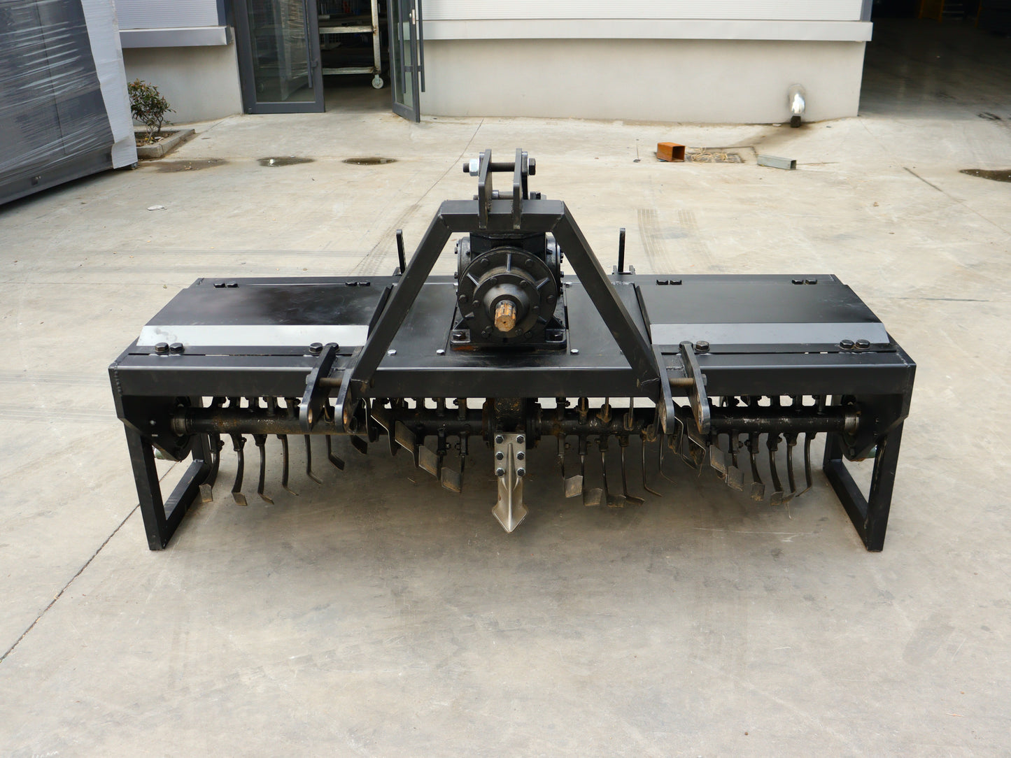 75" 3-Point Hitch Rotary Tiller for 30–60 HP Tractors with 52 Blades, 12–16 cm Working Depth & PTO Drive SU3PT72
