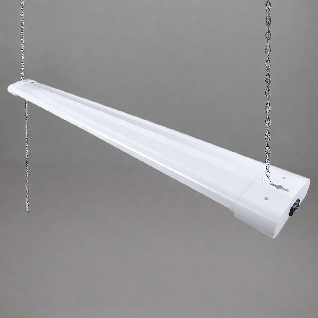 LED tube work light with plug-and-play chain
Linkable LED garage light mounted on ceiling
White 40W LED tube with pull chain switch
Shop light showing 200 LED panel
Multiple 40W LED fixtures installed in workshop
