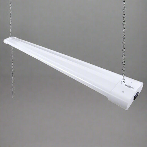 LED tube work light with plug-and-play chain
Linkable LED garage light mounted on ceiling
White 40W LED tube with pull chain switch
Shop light showing 200 LED panel
Multiple 40W LED fixtures installed in workshop