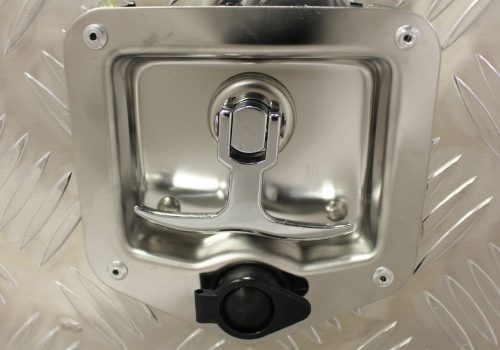 “Diamond plate aluminum underbody truck tool box with dual locks”
• “Weatherproof underbody truck tool storage box mounted under trailer”