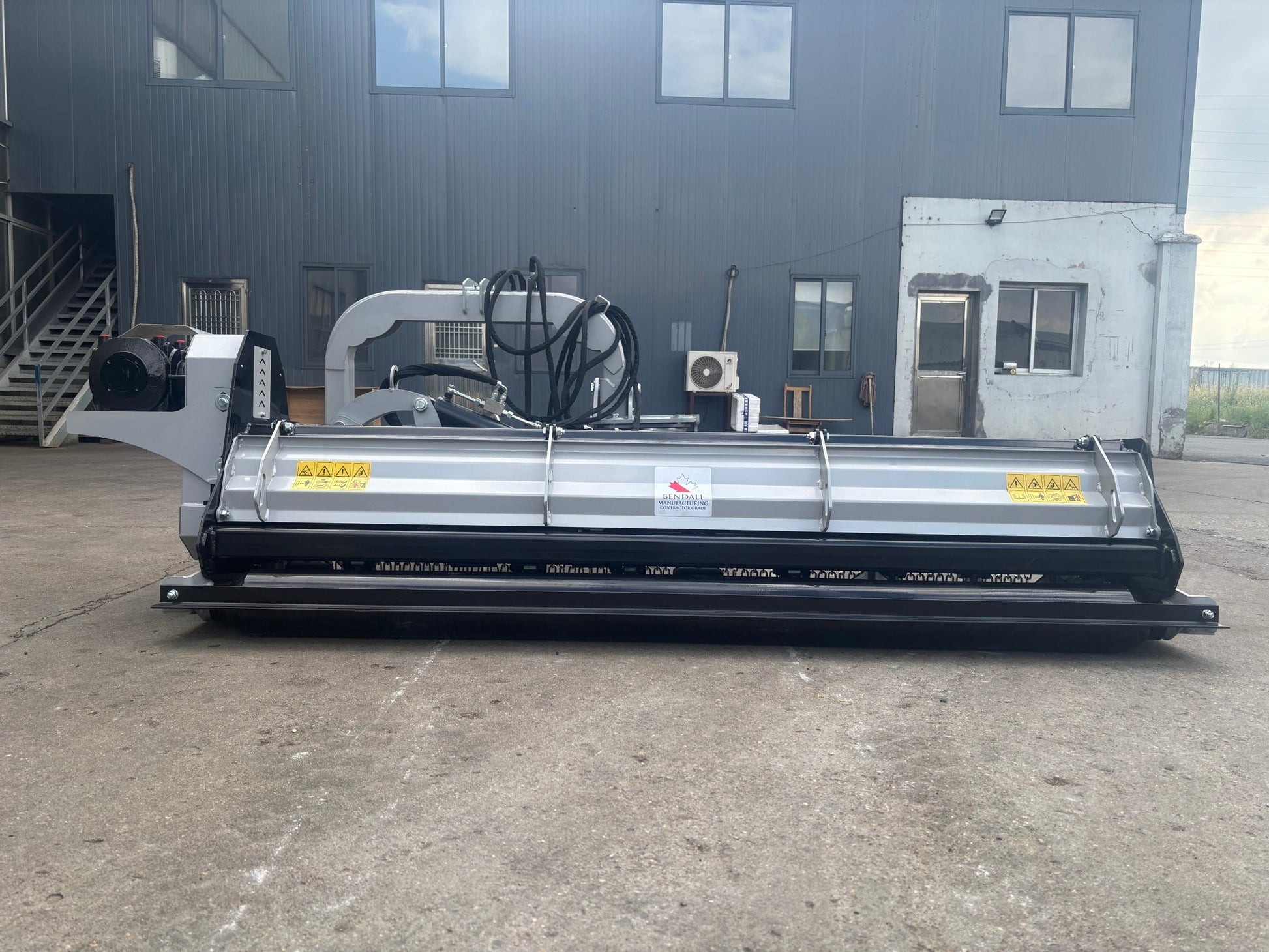 BEPS Heavy Duty Verge Flail Mower – Hydraulic Side Shift for Tractors 63″–94″ - with 63" Cutting Width | Sold by Uncle Wiener's Wholesale