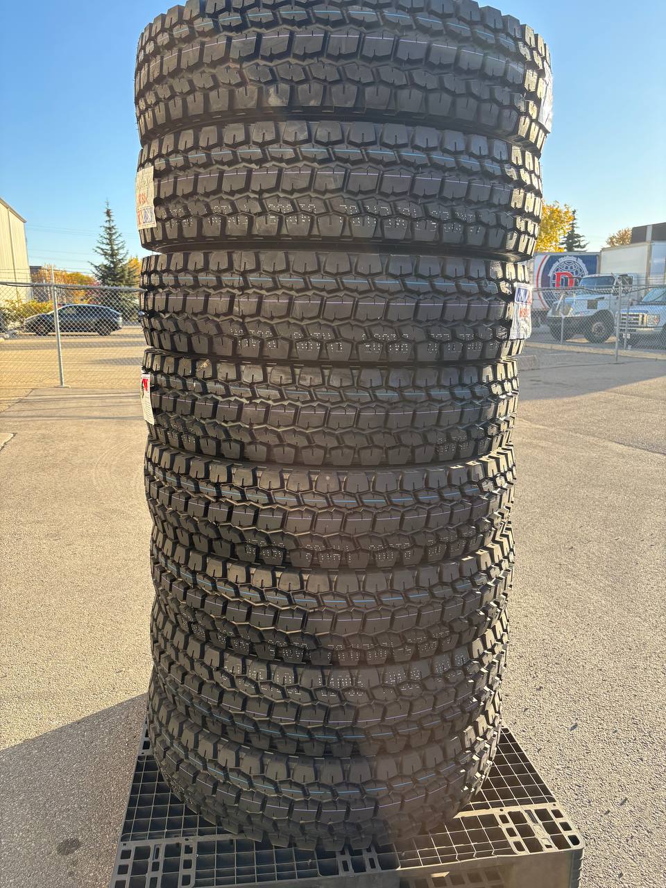 Commercial Truck & Bus Tires – DOT Approved TBR, 11R22.5, 295/75R22.5, 11R24.5 by Kapsen & Zwart - TBR (Truck & Bus Radial) Commercial Tire with KAPSEN ALL POSITION HS205 | Sold by Uncle Wiener's Wholesale